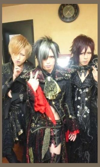 Diaura